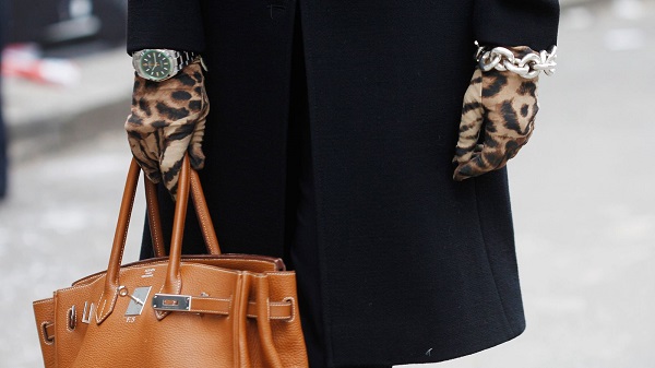 爱马仕maximors需要配货吗,爱马仕constance要配货吗