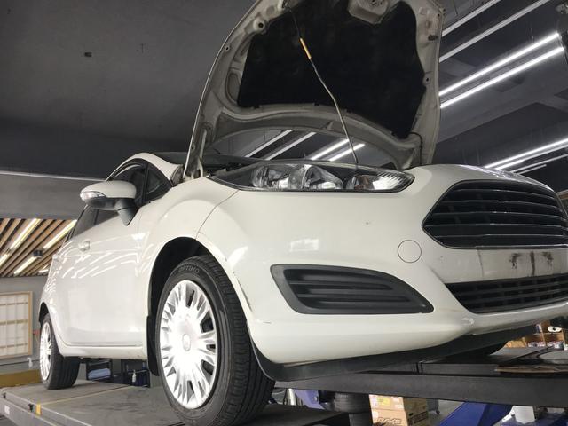 老款两厢嘉年华试驾测评,嘉年华比polo动力好