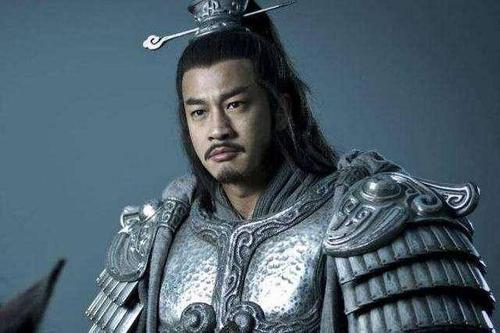 项伯吃里爬外背叛项羽,最后怎样了?难怪叛徒多,连亲戚都靠不住