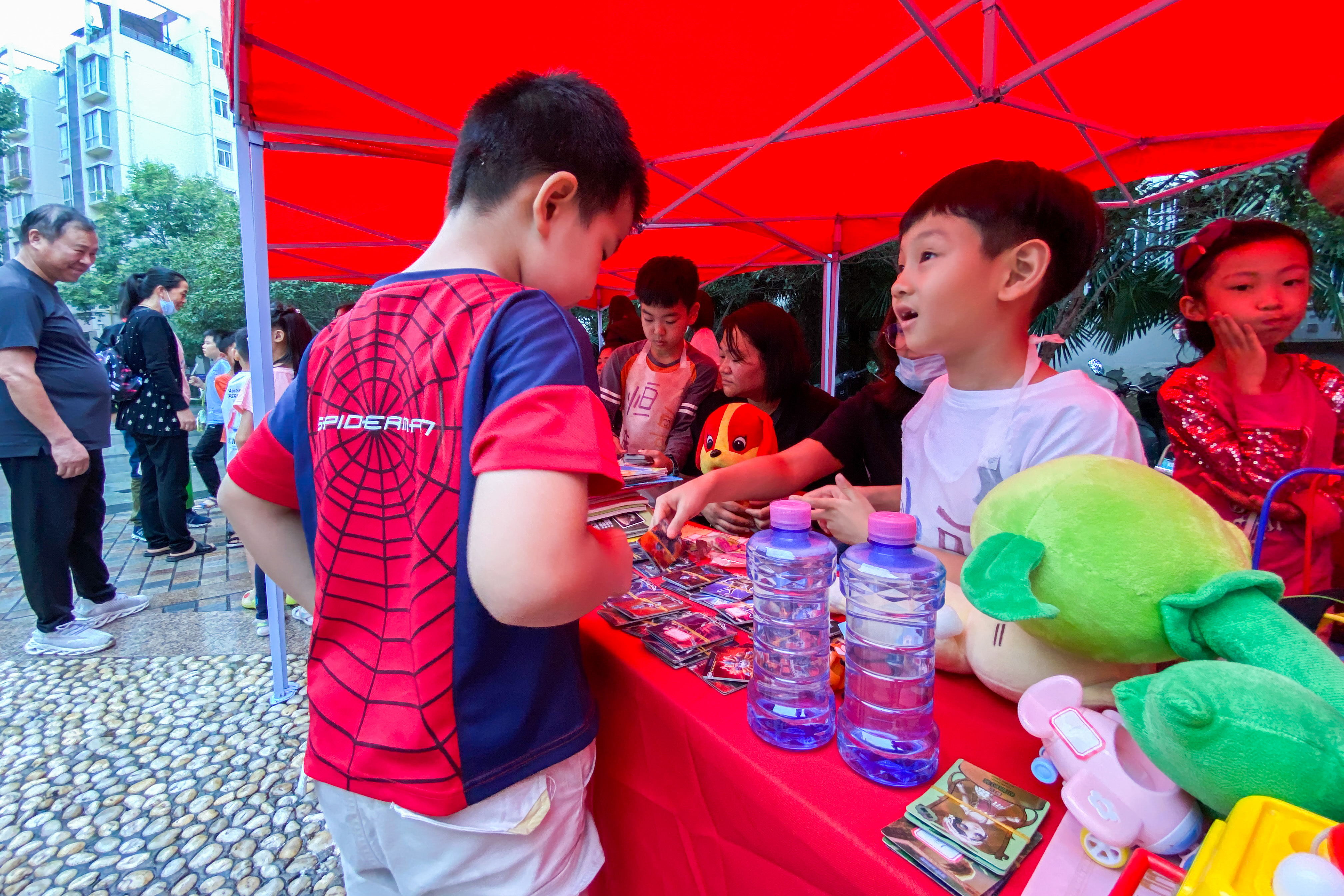 儿童跳蚤市场创意教程 (小朋友跳蚤市场创意摊位模板)