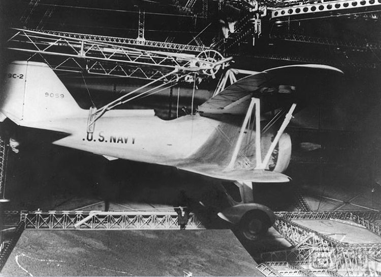 皇牌空战七航空母舰起飞,皇牌空战7和真实飞机对比