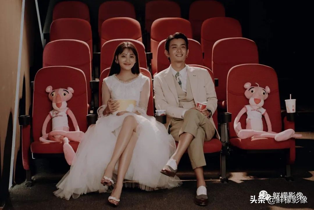 快来一睹超有电影感的婚纱照,电影同款婚纱照推荐