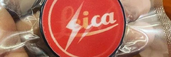 4种颜色丝绸,亮红色的丝绸