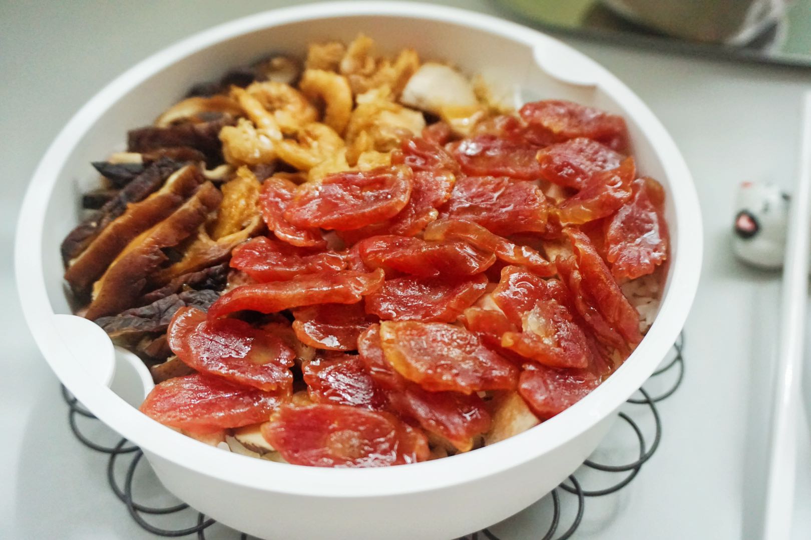 腊味煲仔饭美味飘香,腊味煲仔饭口味