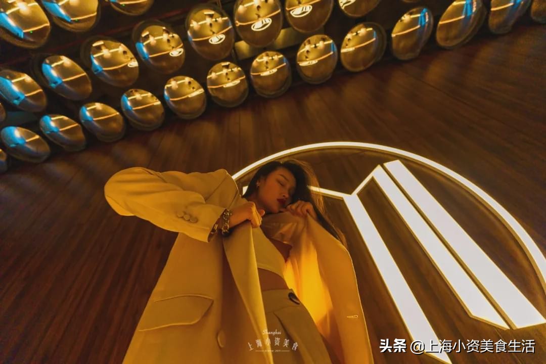 鐜颁唬鏃跺皻椋庡挅鍟″巺,鐜颁唬娼祦椋庡挅鍟″巺