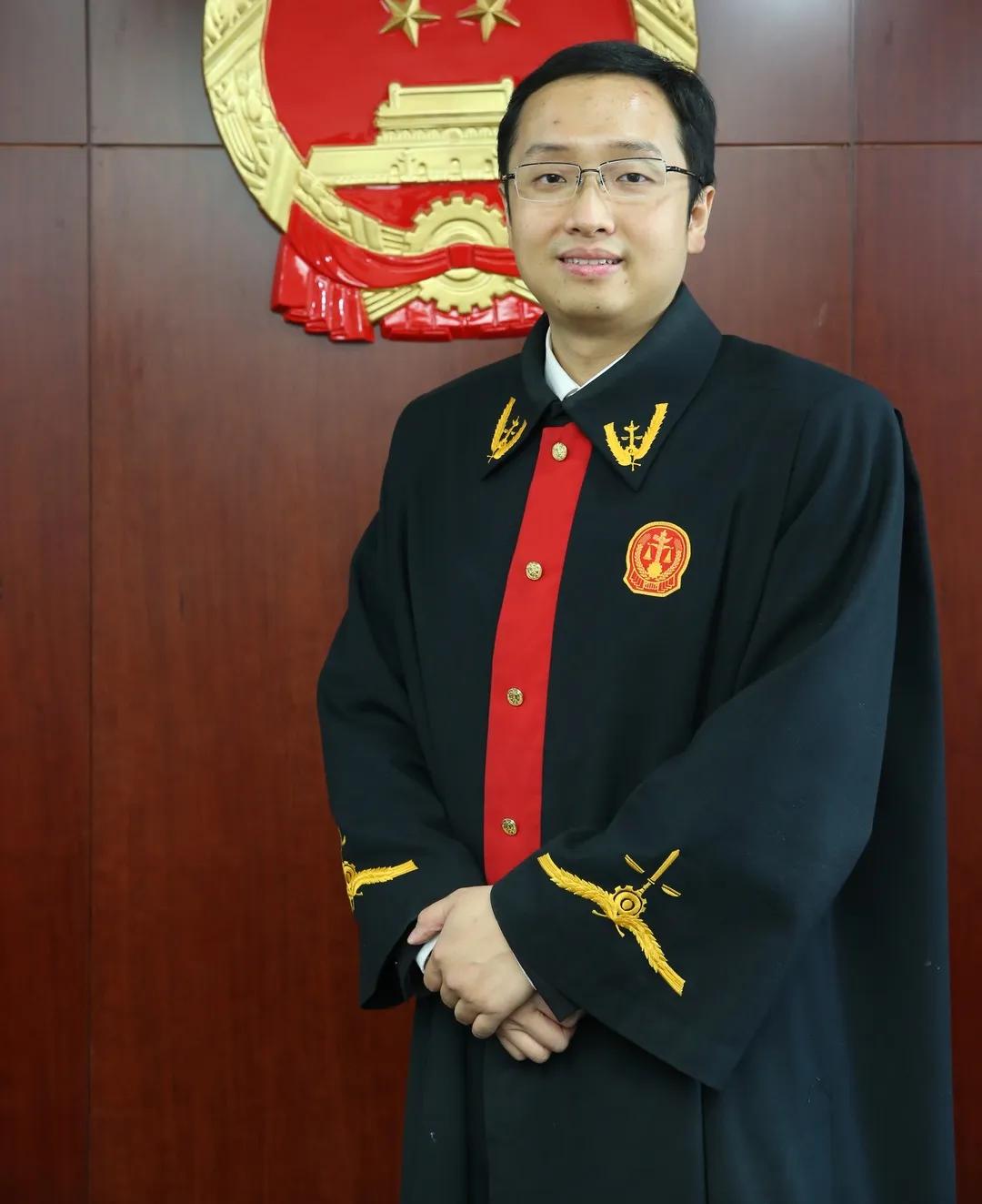 私密空间*拍偷**、AI换脸？看看民法典人格权编如何回应！