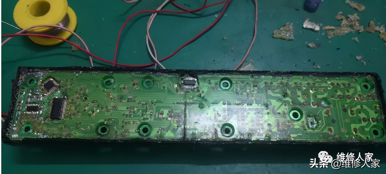 洗衣机电脑板故障怎么表现,美的洗衣机电脑板故障表现