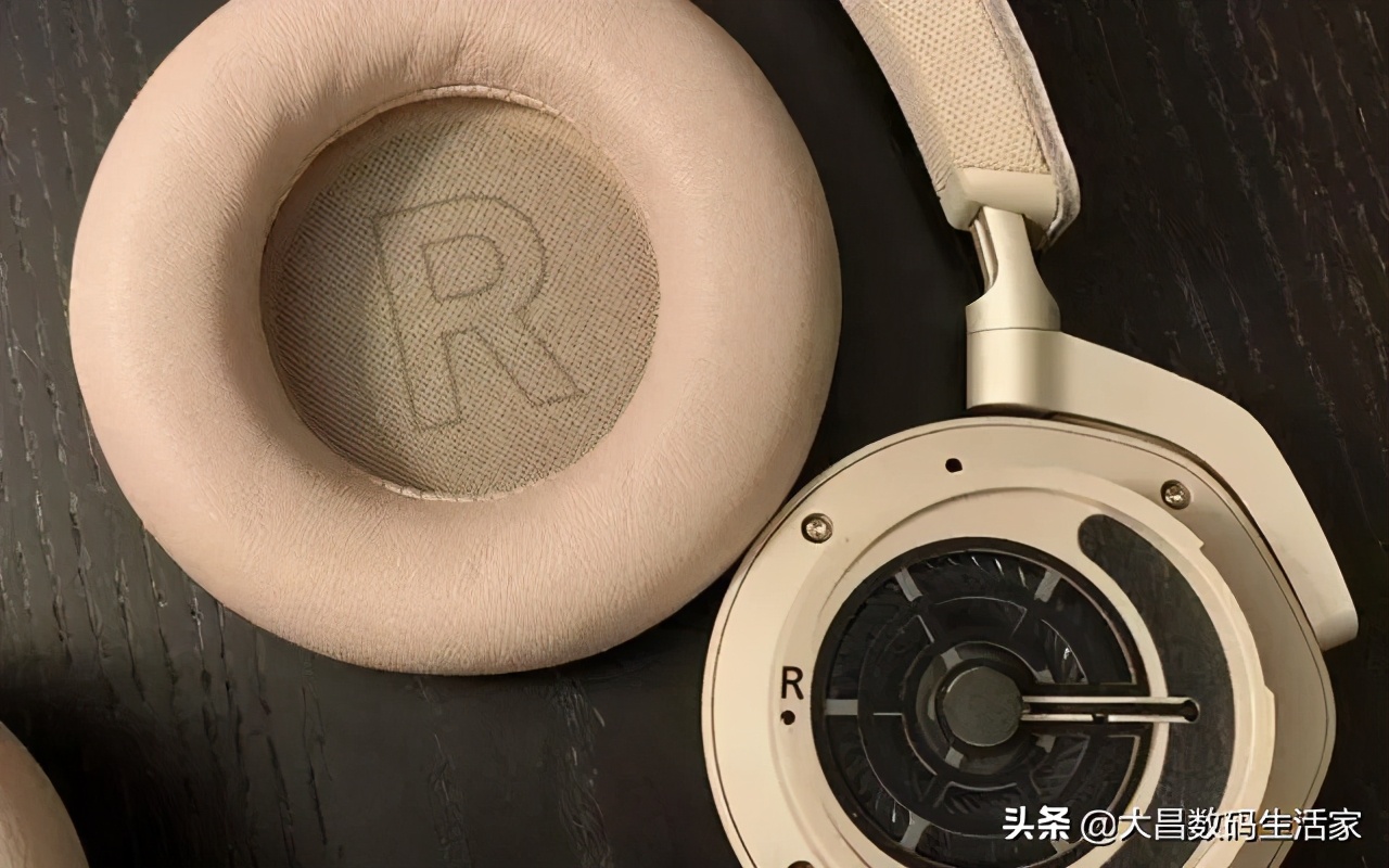 超高性价比有线耳机推荐,推荐的宝藏蓝牙耳机