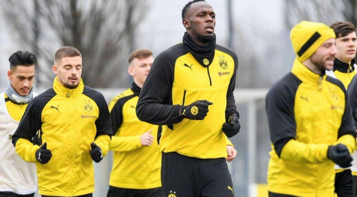 博尔特跨界足球,博尔特跨界亮相足球赛