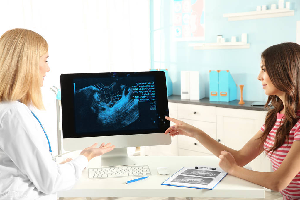 有移植前没做宫腔镜检查的吗,移植前做宫腔镜有助于着床吗