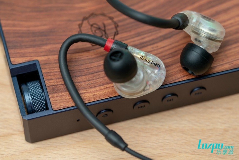 各大厂商的顶级旗舰耳机,三分钟带你了解这家店
