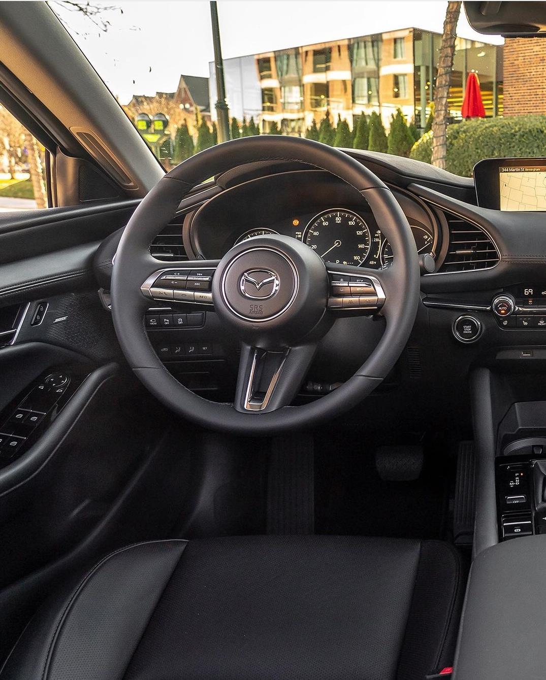 新款马自达32.5t,马自达3昂克赛拉跟思域