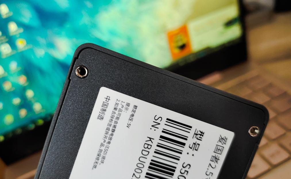 aigo爱国者固态u盘实测,爱国者aigo2tb移动固态硬盘