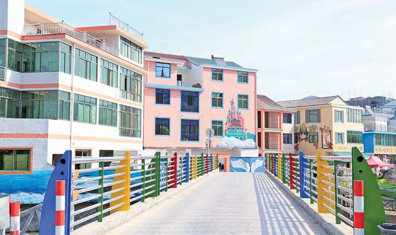 浙江金华迪士尼乐园,迪士尼城堡和迪士尼乐园