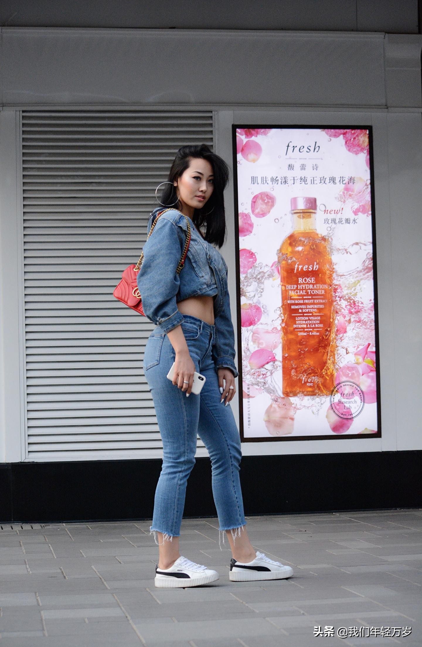 又美又飒又霸气青年女孩牛仔外套,街拍牛仔风格又飒又酷