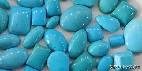 绿松石毛料怎样看好坏,如何判断绿松石原石的好坏