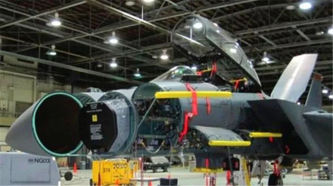 日本现在装备的f15,日本f35服役多少架了