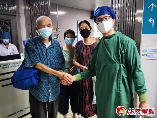 耳后黑痣变大凸起,耳后长出红痣