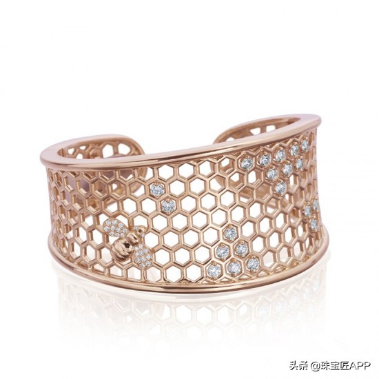 小蜜蜂珠宝是哪个品牌,蜜蜂标志是什么珠宝牌子