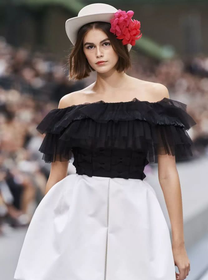 追了《爱的迫降》这么久，我终于看到一只想买的包了