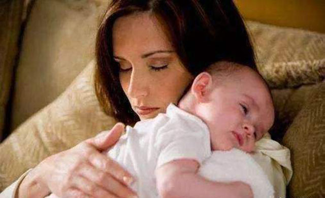 孩子突然受惊吓哭个不停,孩子突然惊吓大哭