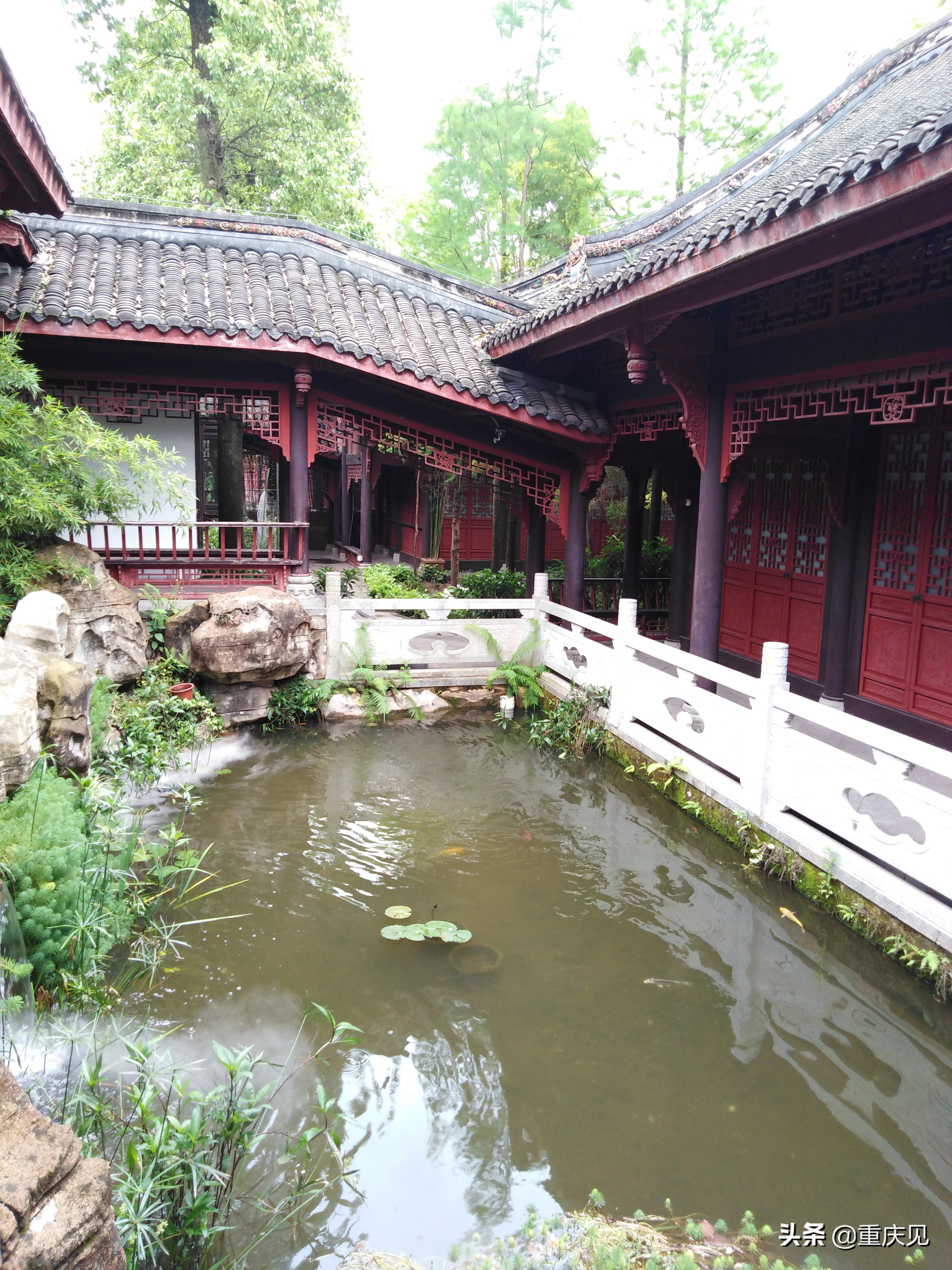 璧山春夏｜带TA去秀湖水街，赴一场时空之约，汉服国潮，衣袂飘飘