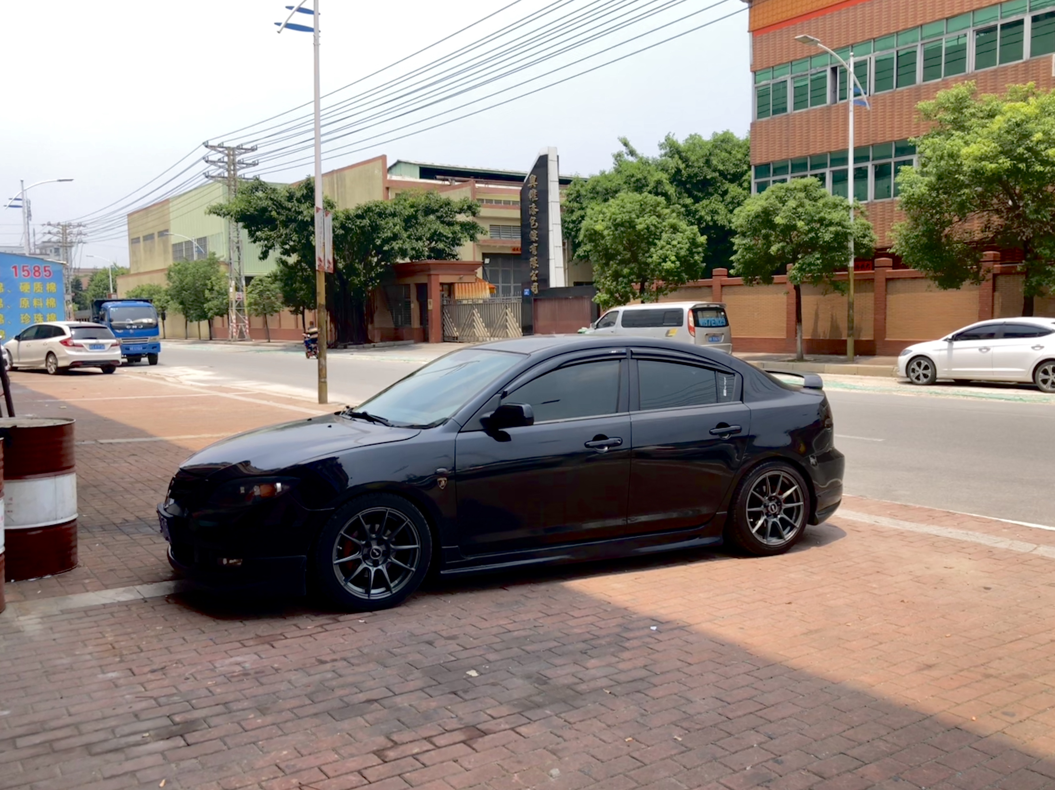 次世代马3改装案例,马自达3昂克赛拉改装