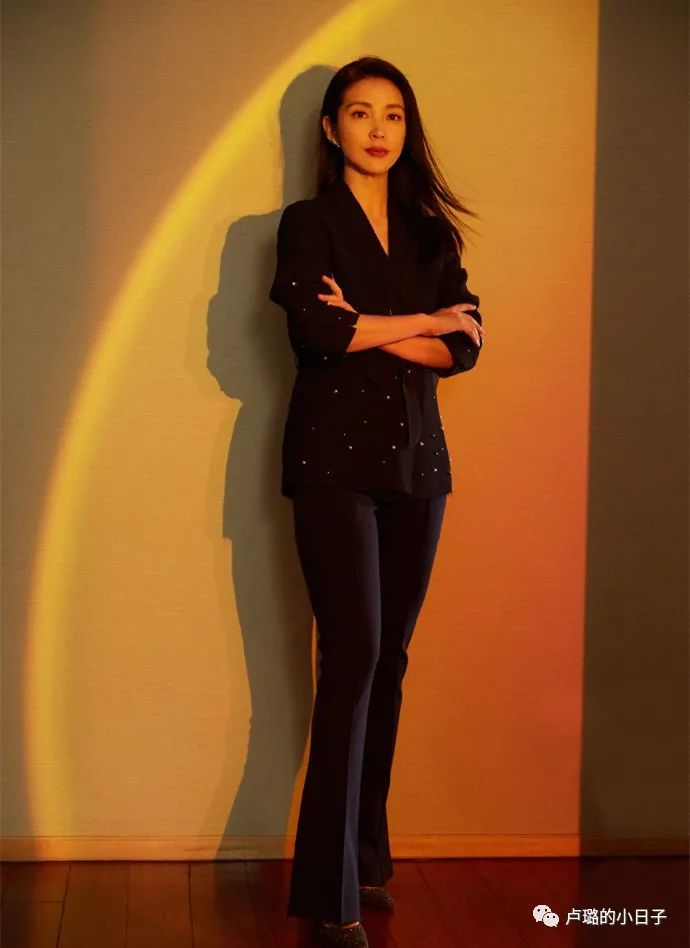 国产大牌服饰高端子品牌有哪些,国产工装服饰品牌十大排行榜