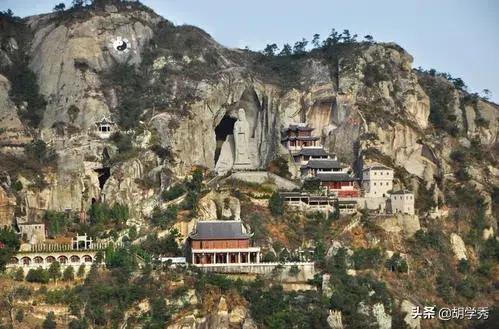 这是什么功夫？竟然用手指甲在腿肚子上搔几下，老道鼻子就通气了