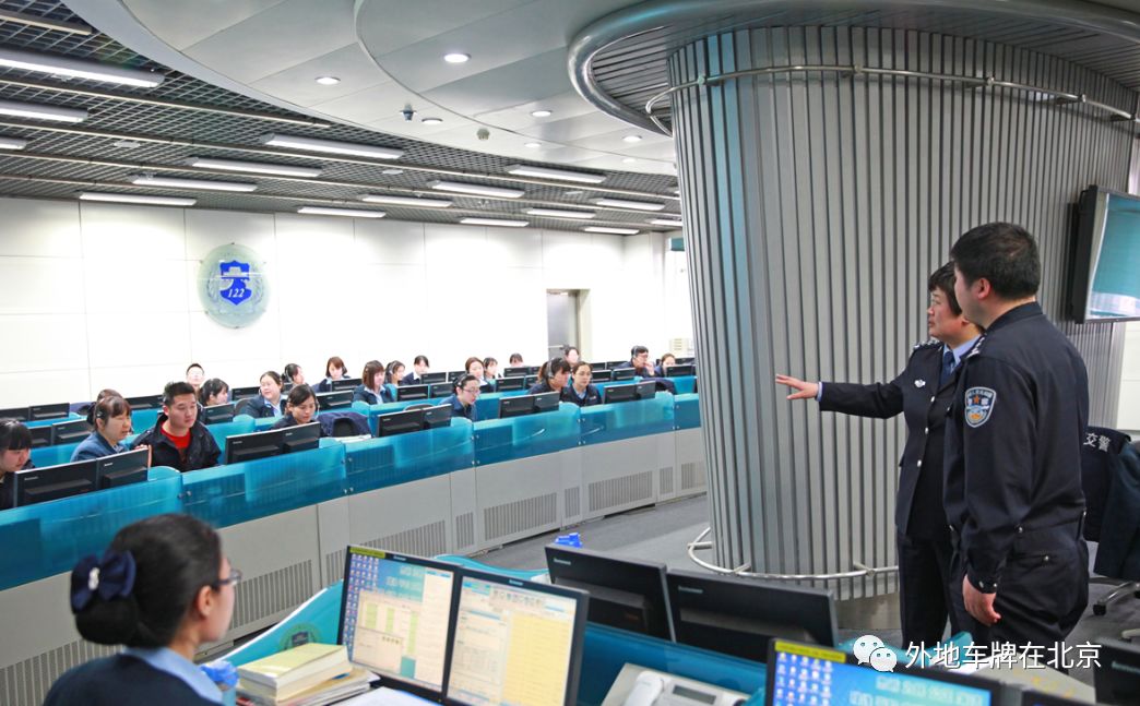 小艾警官谁演的,小艾警官个人简介