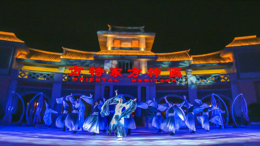 中秋出游家庭唱主角，厦门方特为何备受青睐？现场盛况多图曝光