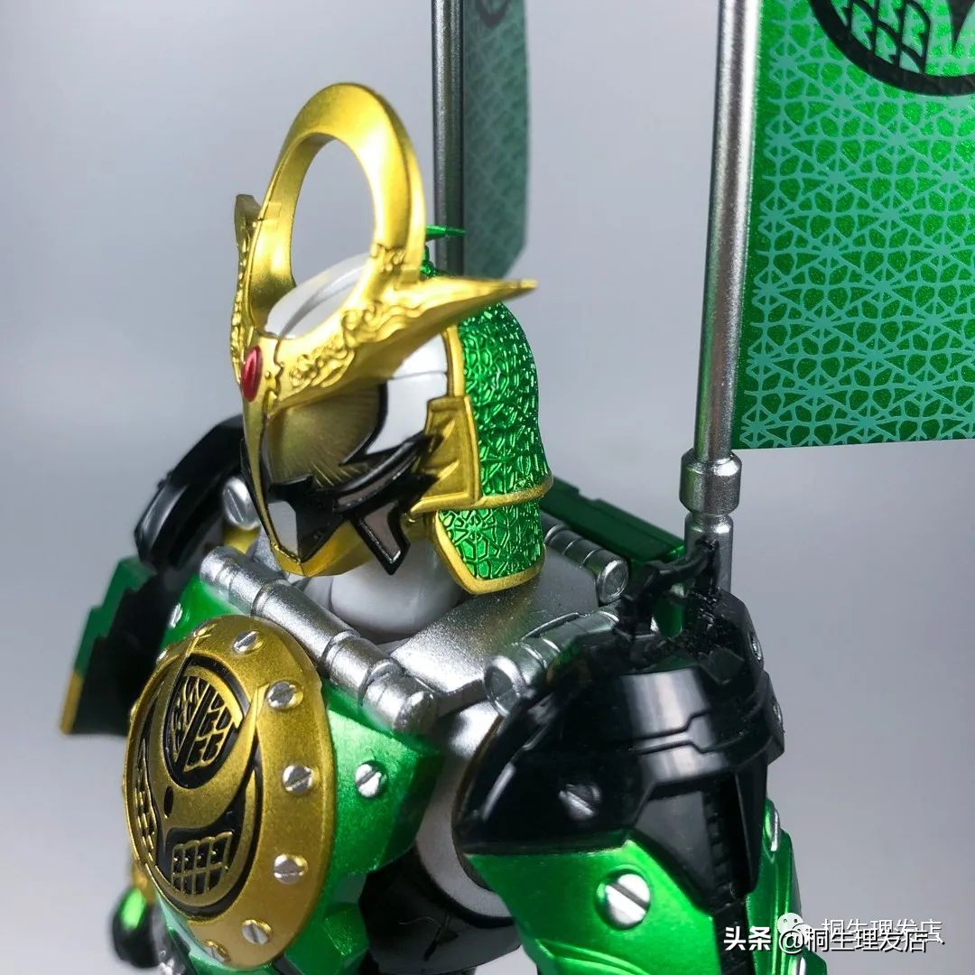 万代shf假面骑士斩月,假面骑士斩月胜吼形态shf