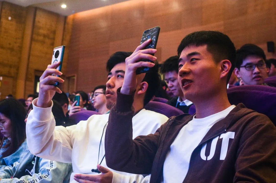 天河｜点赞过万！警花姐姐现身华工，向大学生传授《防骗秘笈》，速速围观