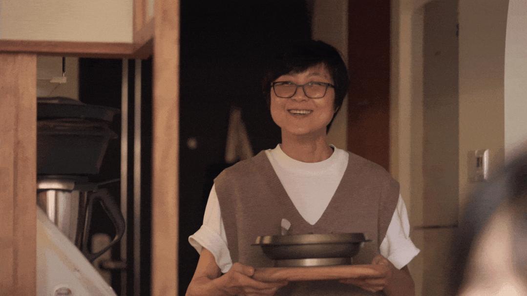 从180㎡搬到45㎡,三口之家越住越小,女儿却说现在最好