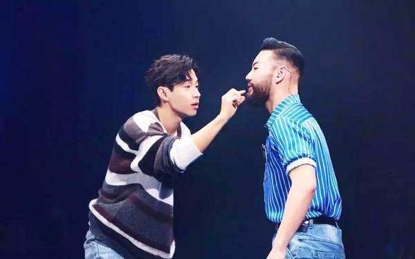 怎么才能使胡须茂密,用什么方法使胡须生长快浓密