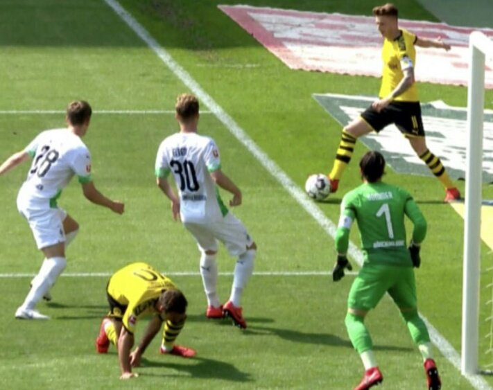 德甲争冠比赛,德甲门兴对拜仁