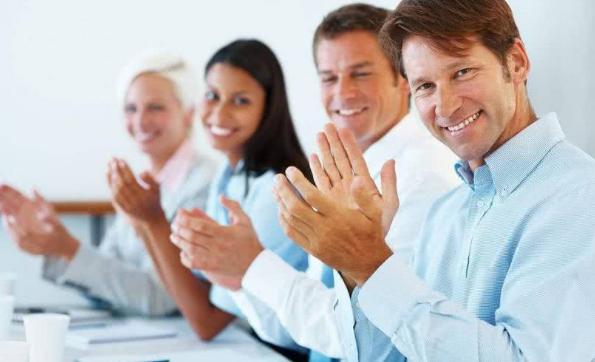 上海职场：一瓶啤酒，如何在最短时间倒出来？90后方法最快被录取