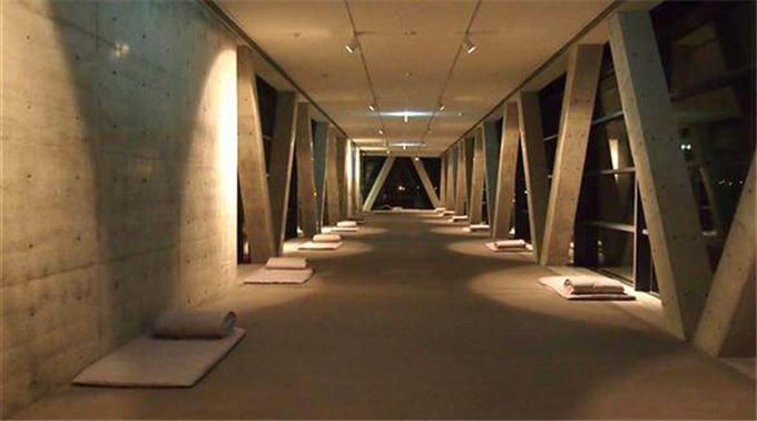 新华书店有什么辅导书吗,新华书店卖辅导书吗