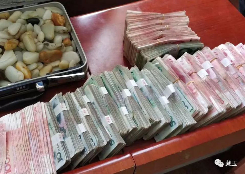 十几万买了一堆二手货,和田玉亏本的买卖