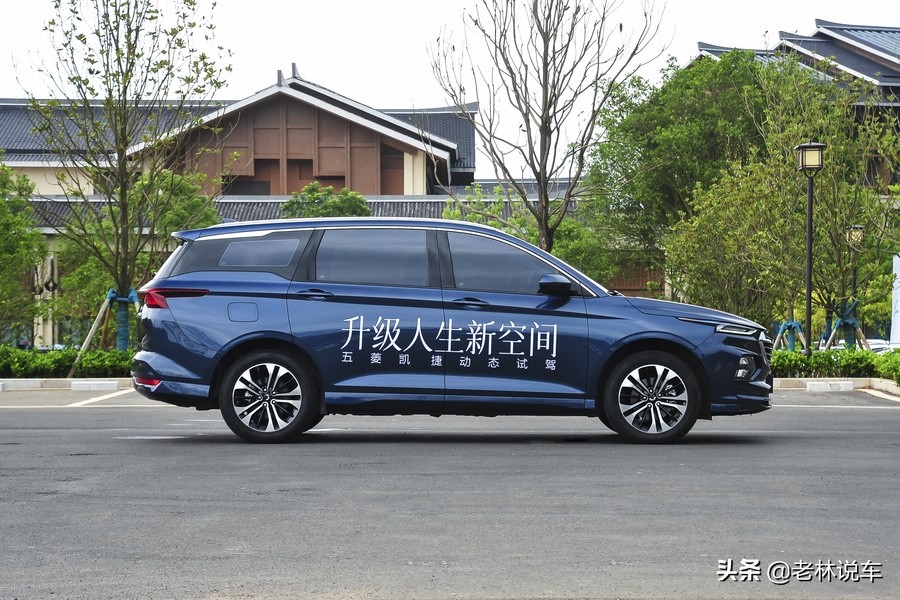 五菱凯捷第三排座椅坏了,五菱凯捷座椅硬