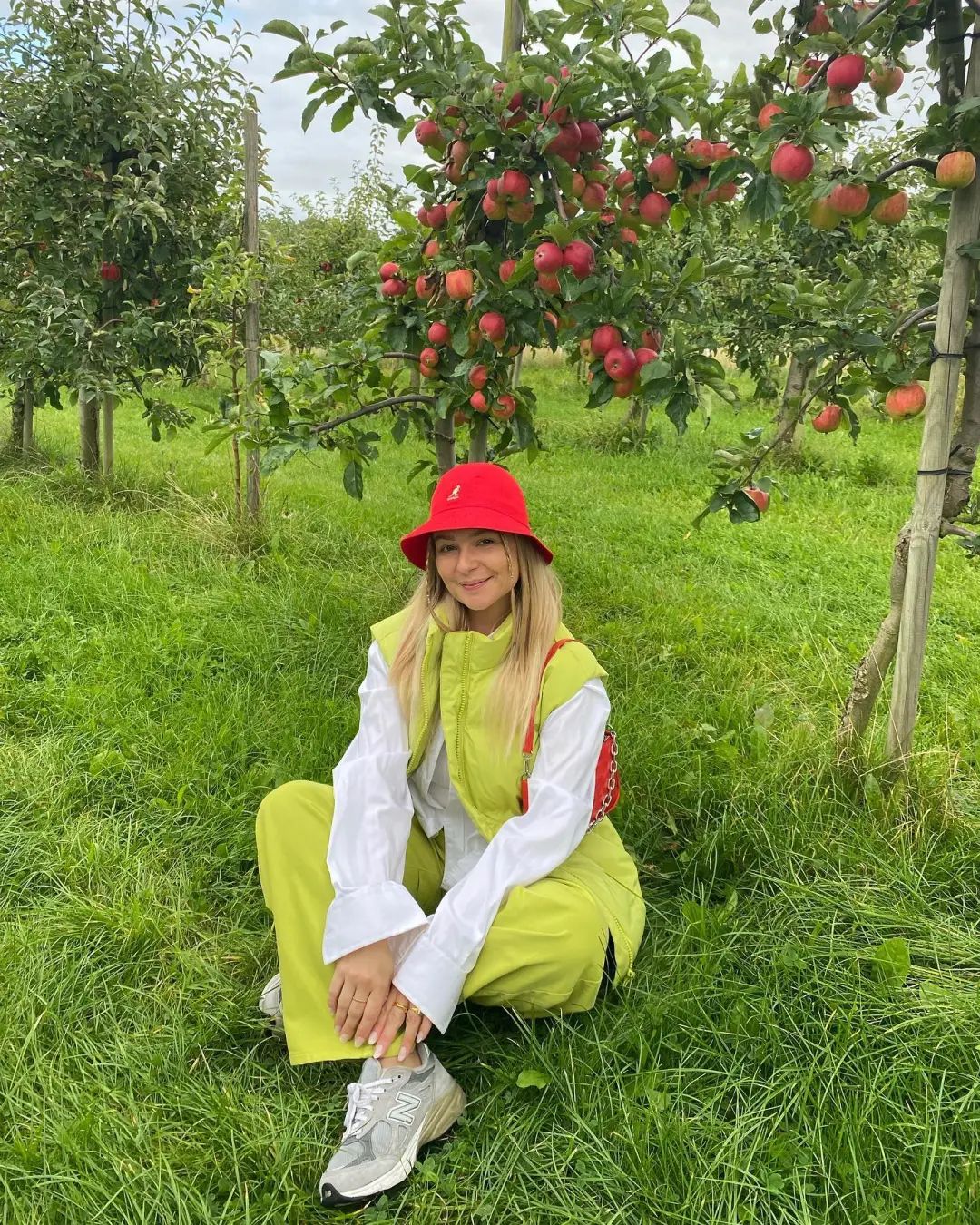 入冬四件套我不配文案,入冬四件套没有棉衣来的实在