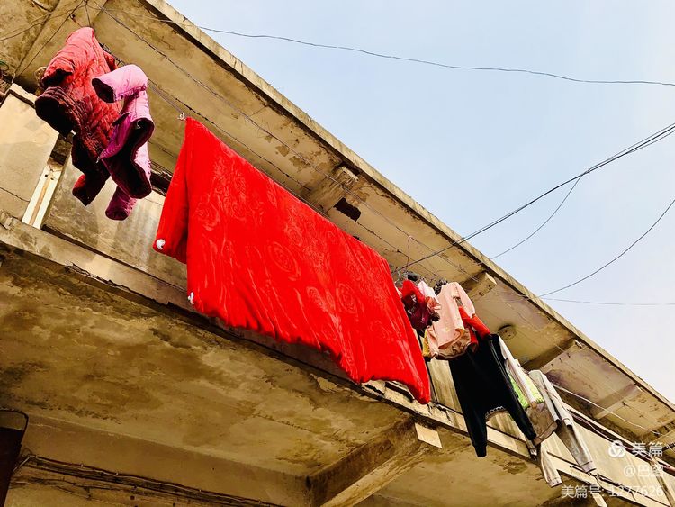 新安老家怀旧行，洛玻砂岩矿成为历史，洛阳水泥厂辉煌不再