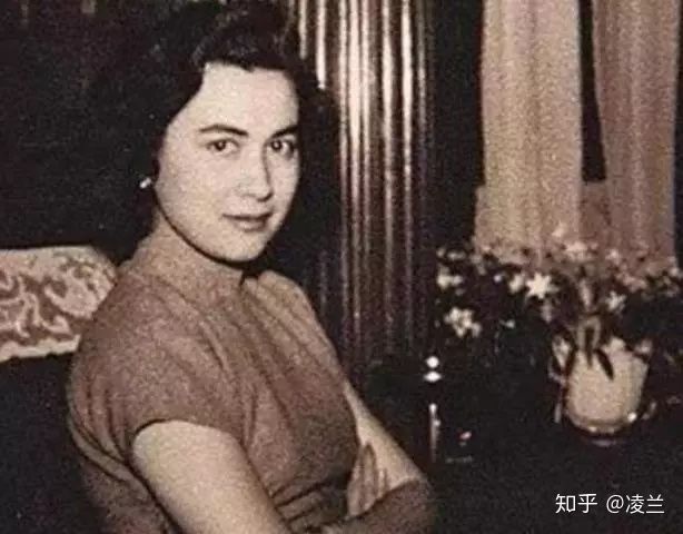 两性警示录:那些靠女人上位的男人们