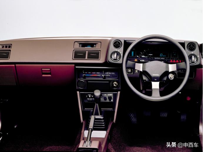 丰田花冠跟ae86有什么关系,花冠和ae86的关系