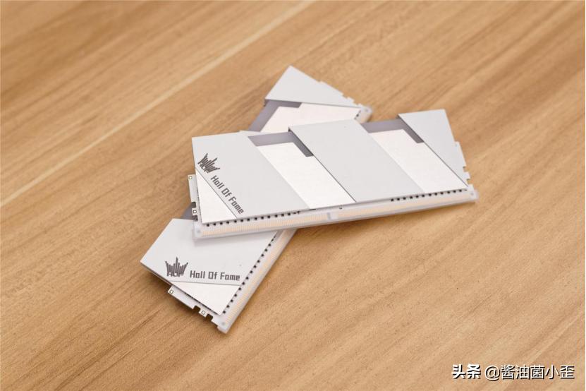 rtx30608g显卡影驰,显卡影驰rtx3090金属大师