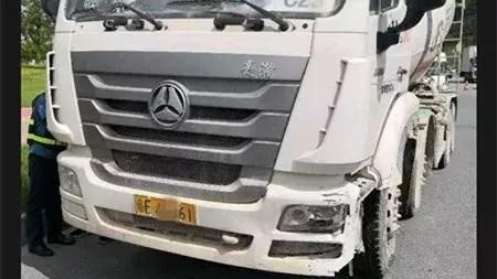 佛山玛莎拉蒂撞保时捷,玛莎拉蒂车主驾车撞人处罚