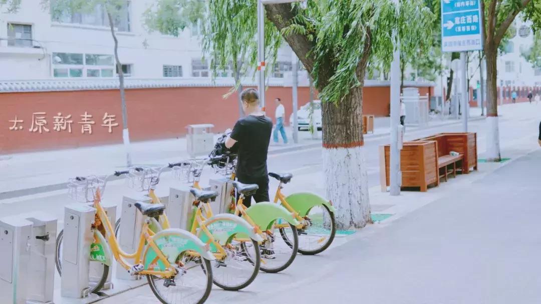 太原人最爱的硬核神车，配色骚气敞篷造型200元即可拥有