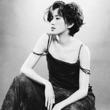 梅艳芳百变天后的陨落及未解之谜,梅艳芳百变天后的生活