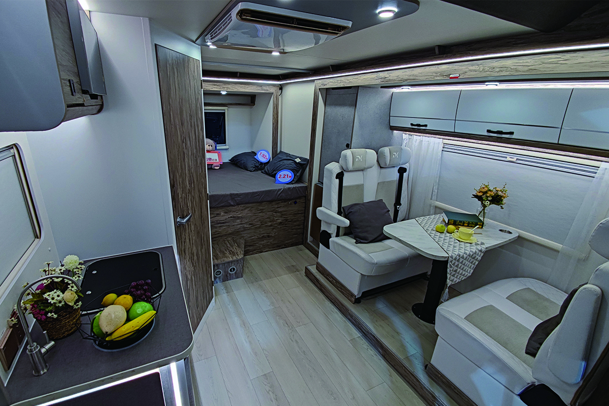 五十铃方箱房车,五十铃单排升顶皮卡房车最新消息