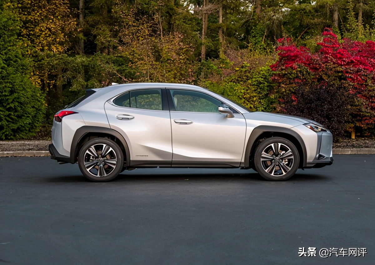 为什么雷克萨斯销量下滑,为什么雷克萨斯is销量低